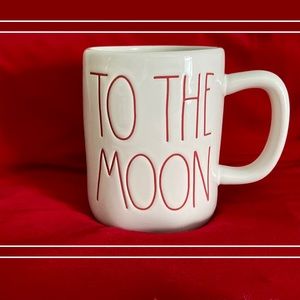 RAE DUNN “to moon & back” mug (NWOT)
